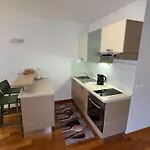 Lägenhet Nizic Makarska