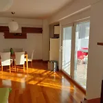 Nizic Makarska